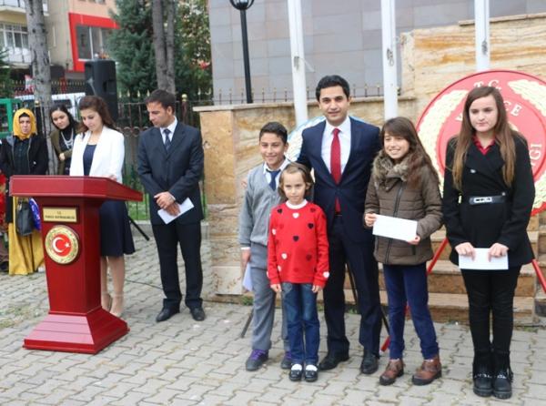 Okulumuz 29 Ekim Cumhuriyet Bayramı şiir yarışması ilçe 1. si oldu